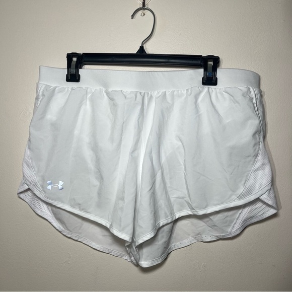 Under Armour Pants - Under Armour Women's White Athletic Shorts XL